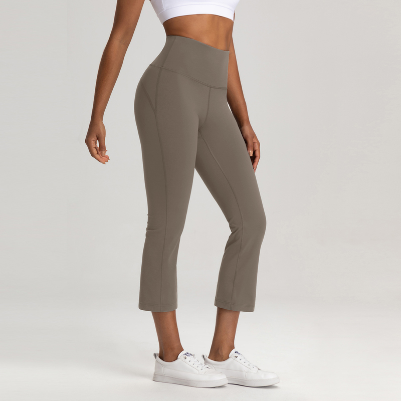 OEM High Waisted Flare Capri Leggings Cropped Length for private label activewear sourcing