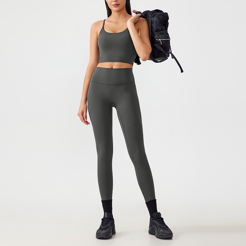 OEM Spaghetti Strap Cropped Yoga Set for private label activewear sourcing