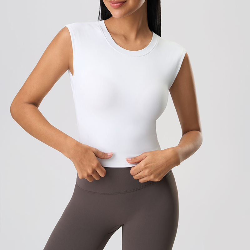Private Label Cropped Sleeveless Yoga Top for private label activewear sourcing