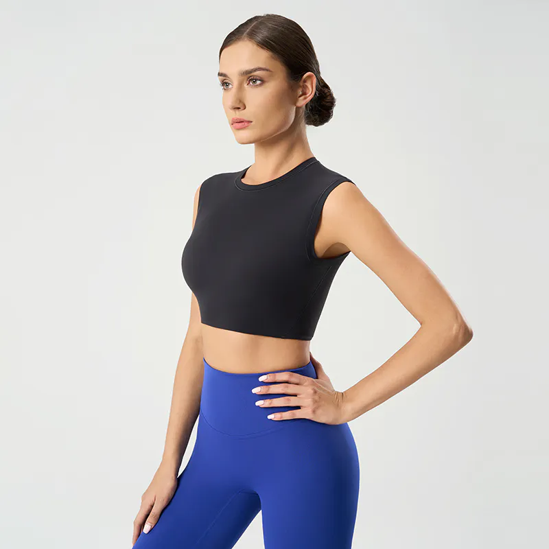 SB-038 OEM High Neck Crop Sports Bra view 3 for activewear sourcing